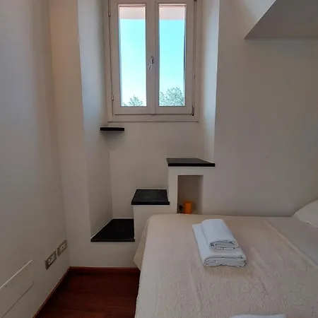 Easy Welcome La Porta Rossa - *